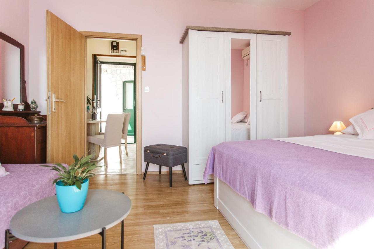 Apartment Kuzmanic Lokva Rogoznica Exteriör bild